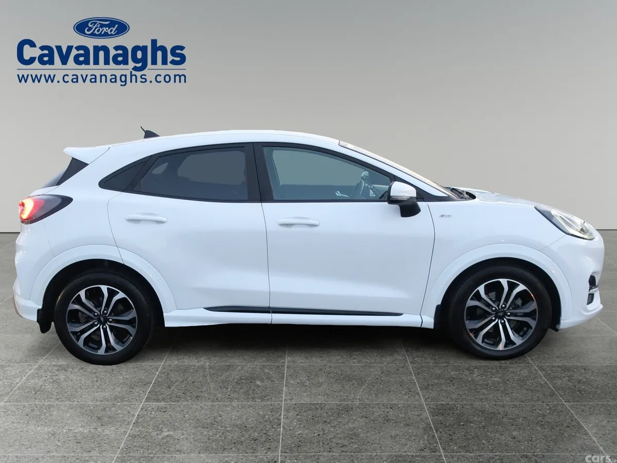 Ford Puma MPV, Petrol Hybrid, 2021, White