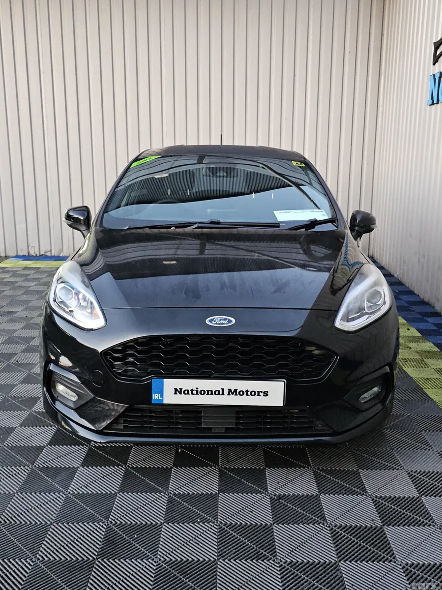 Ford Fiesta Hatchback, Petrol, 2020, Black