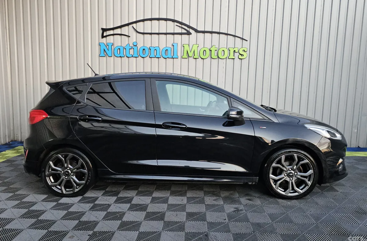 Ford Fiesta Hatchback, Petrol, 2020, Black