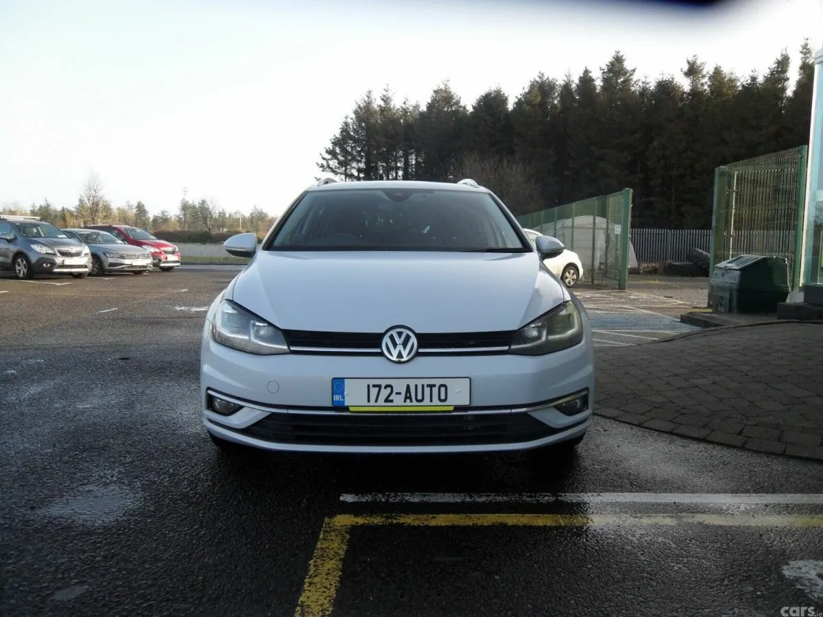 Volkswagen Golf Estate, Petrol, 2017, White