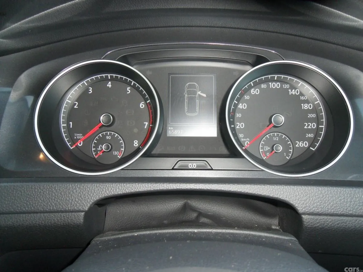 Volkswagen Golf Estate, Petrol, 2017, White