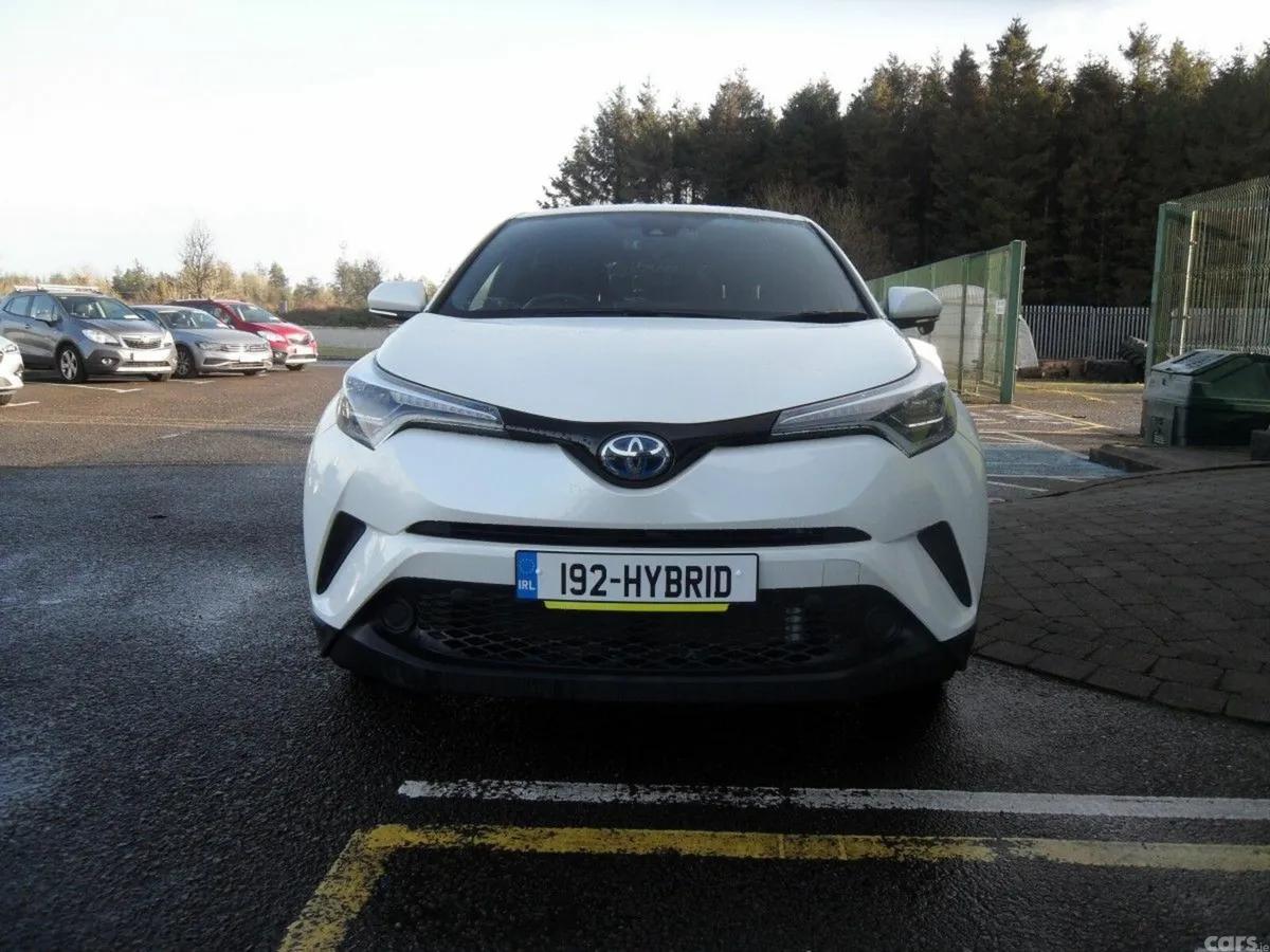 Toyota C-HR SUV, Petrol Hybrid, 2018, White