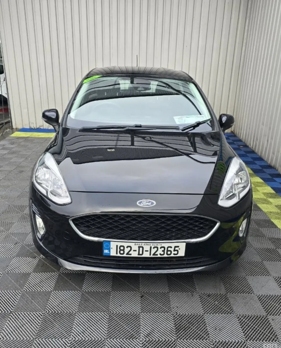 Ford Fiesta Hatchback, Petrol, 2018, Black