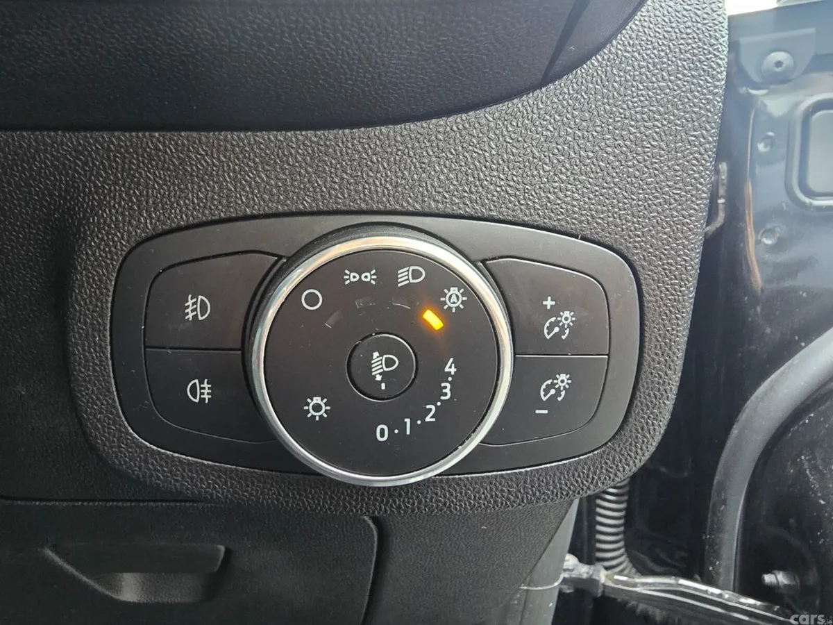Ford Fiesta Hatchback, Petrol, 2018, Black