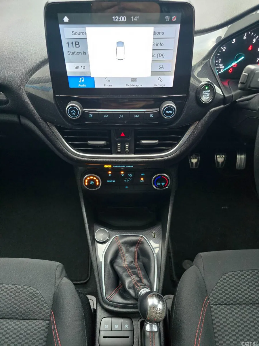 Ford Fiesta Hatchback, Petrol, 2019, White