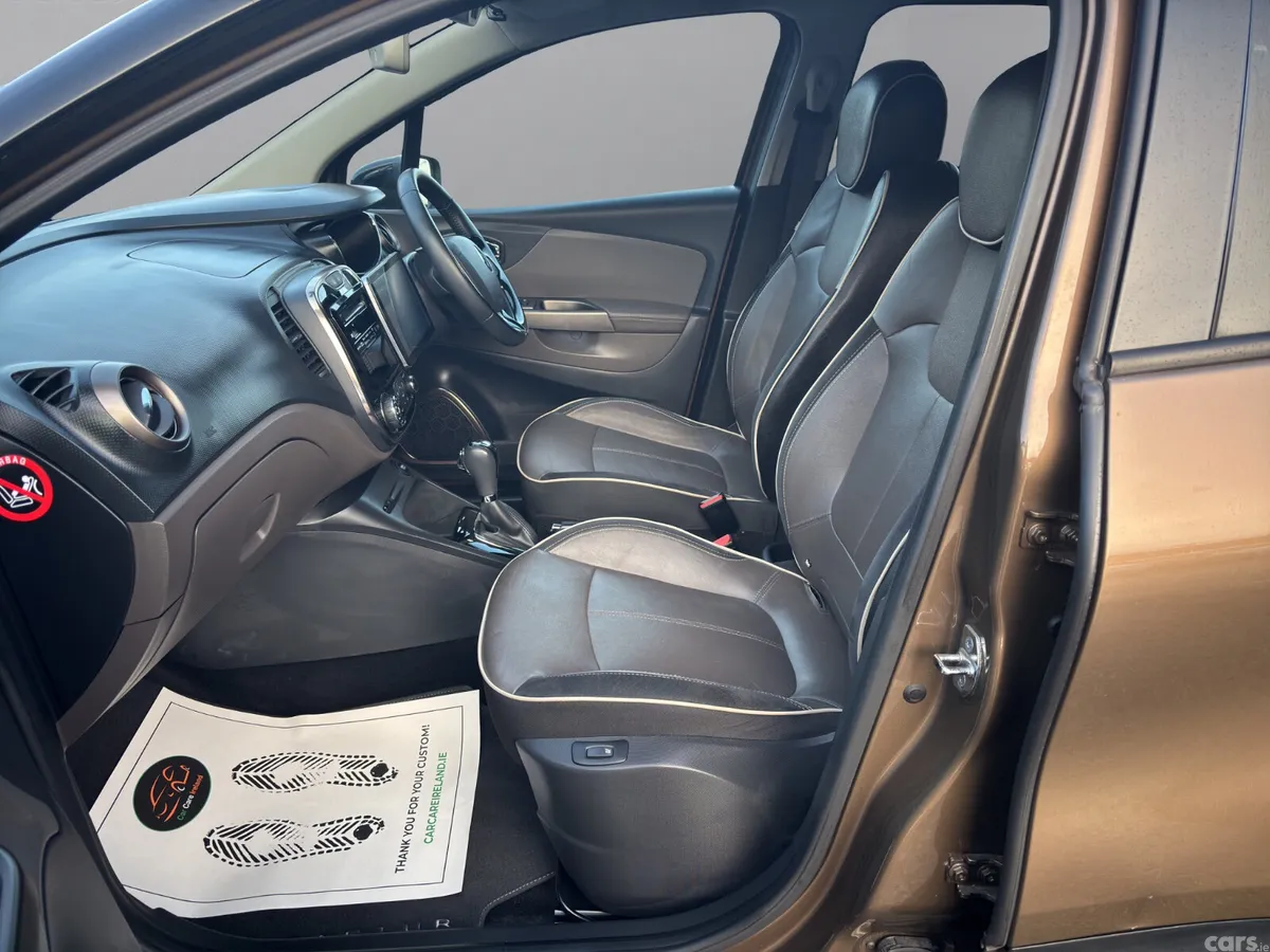 Renault Captur Hatchback, Petrol, 2016, Brown