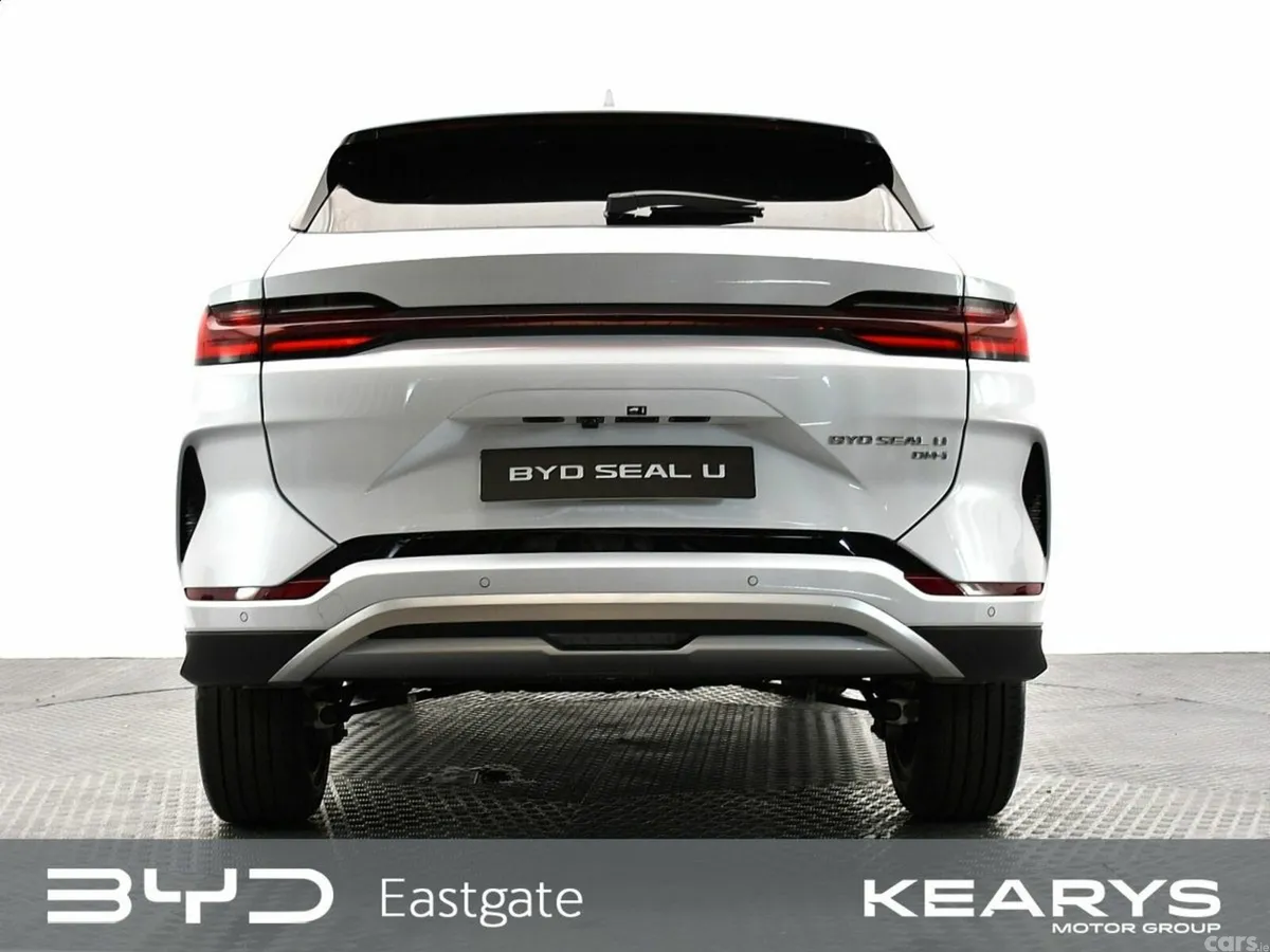 BYD SEAL U SUV, Petrol Plug-in Hybrid, 2027, White