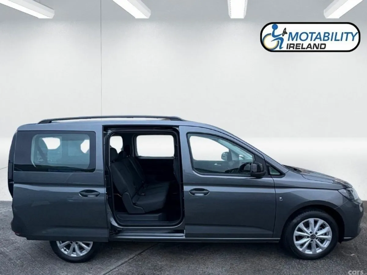 Volkswagen Caddy Maxi Life MPV, Petrol Plug-in Hybrid, 2026, Grey