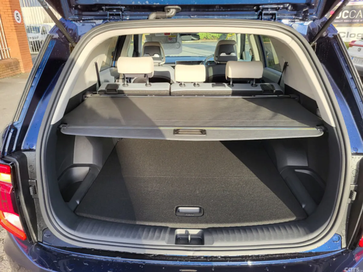 KGM Torres SUV, Petrol Hybrid, 2026, Blue