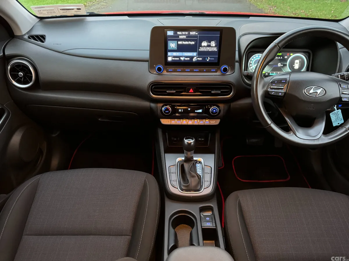Hyundai KONA Hatchback, Petrol Hybrid, 2022, Red