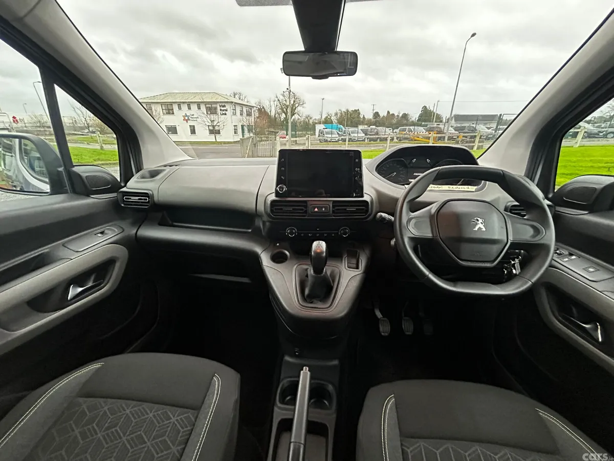 Peugeot Rifter MPV, Diesel, 2020, Grey