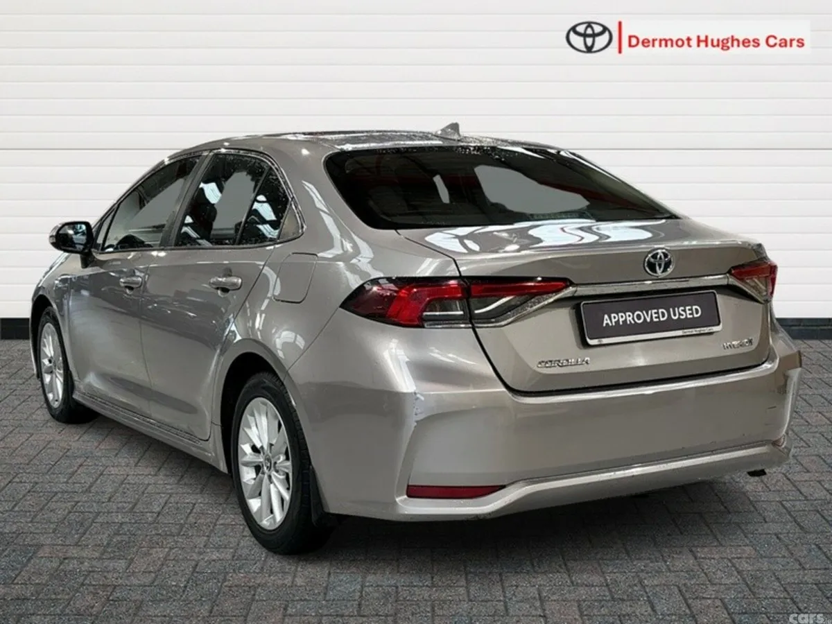 Toyota Corolla Saloon, Petrol Hybrid, 2021, Grey