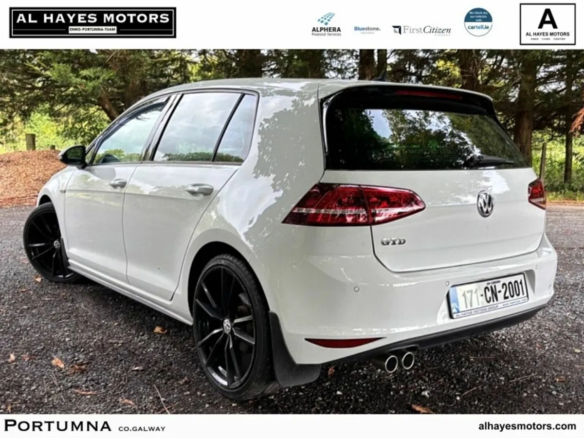 Volkswagen Golf Hatchback, Diesel, 2017, White