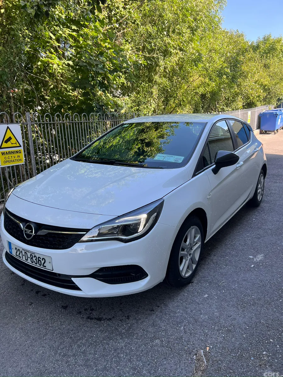 Opel Astra Hatchback, Diesel, 2022, White