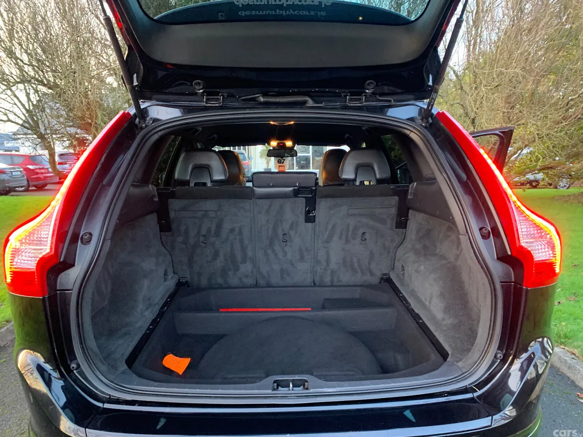 Volvo XC60 SUV, Diesel, 2014, Black