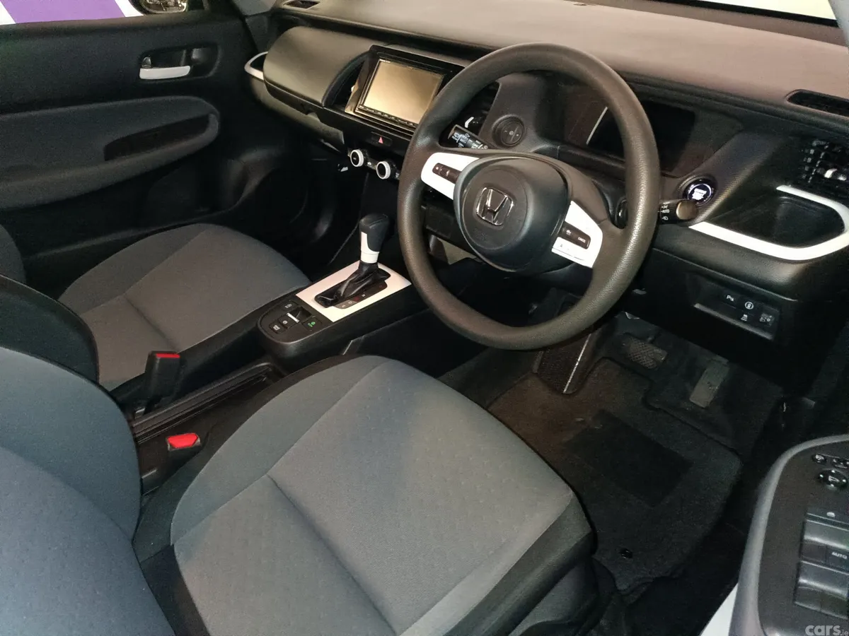 Honda Fit Hatchback, Petrol, 2020, White