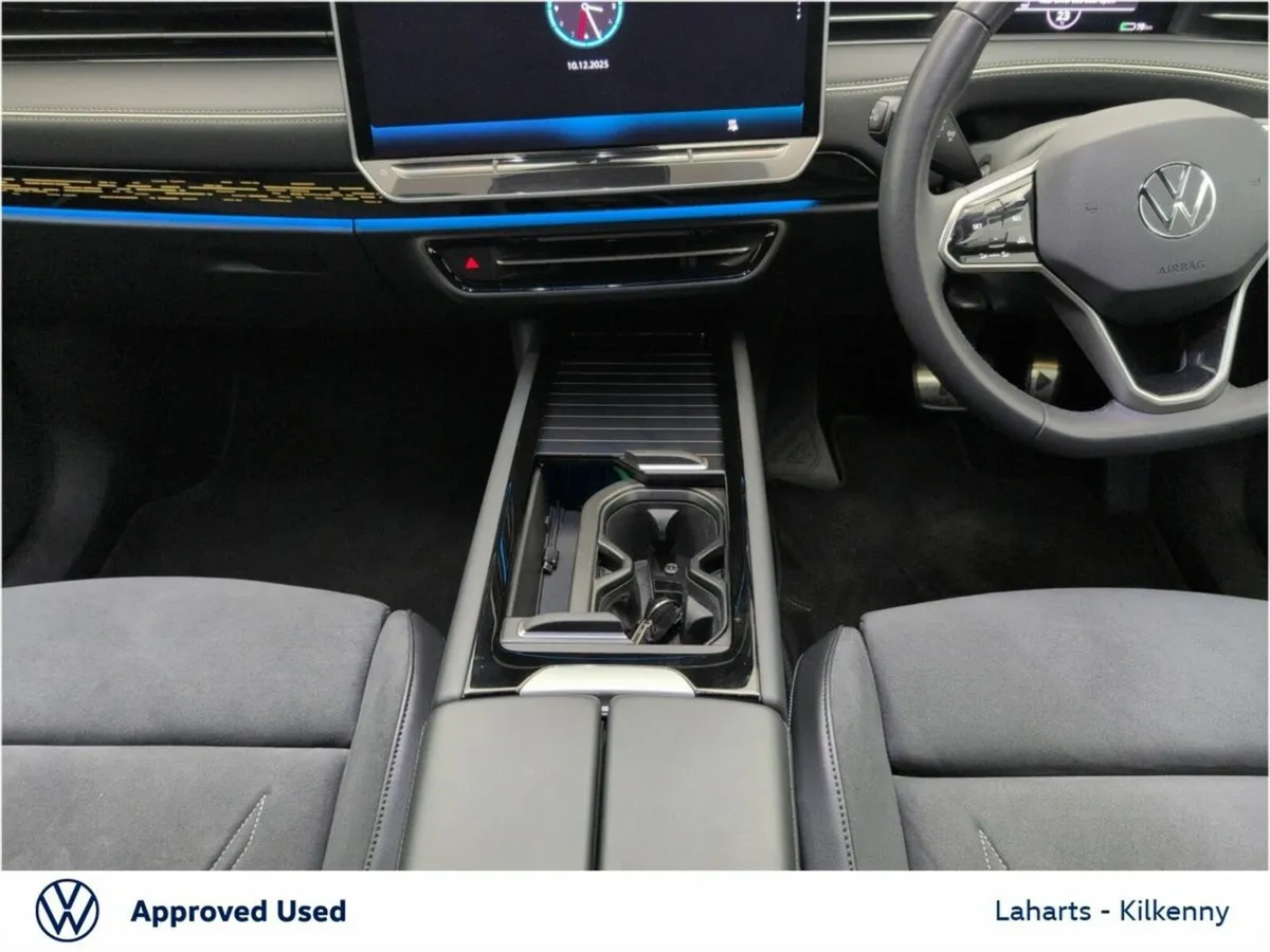 Volkswagen ID.7 Hatchback, Electric, 2025, Black