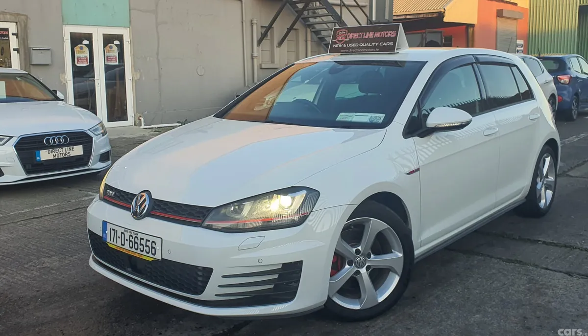 Volkswagen Golf Hatchback, Petrol, 2017, White