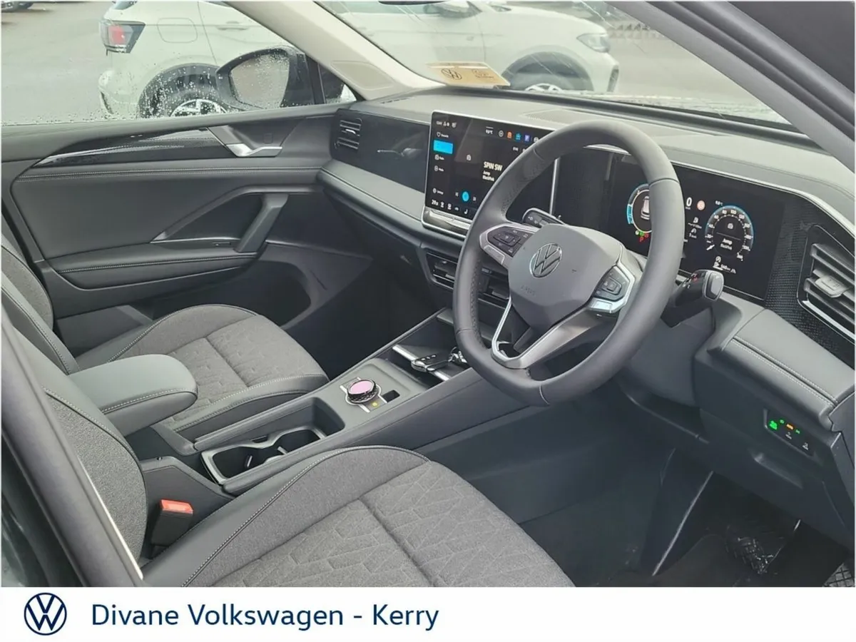 Volkswagen Tiguan SUV, Diesel, 2027, Black