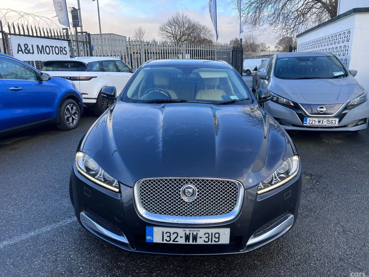 Jaguar XF Estate, Diesel, 2013, Grey
