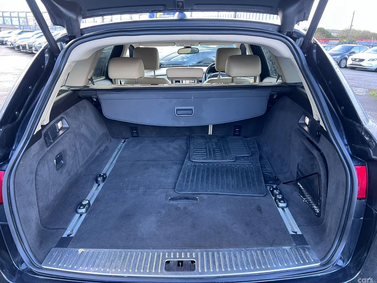 Jaguar XF Estate, Diesel, 2013, Grey