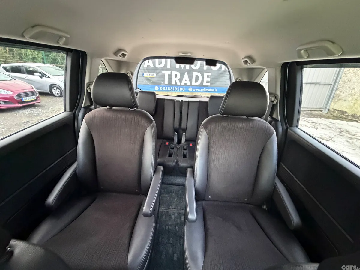 Honda Freed MPV, Petrol Hybrid, 2016, Blue