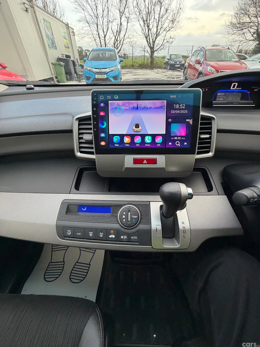 Honda Freed MPV, Petrol Hybrid, 2016, Blue