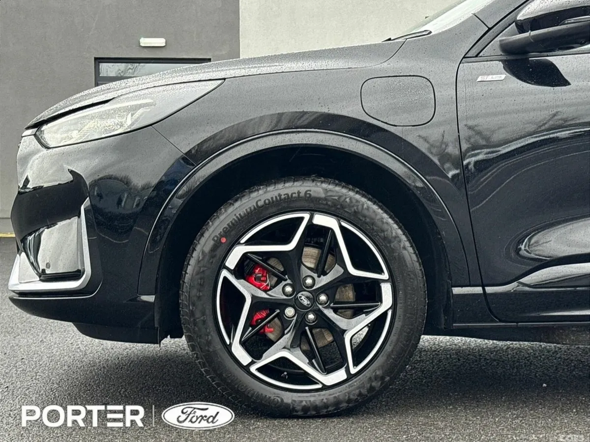 Ford Kuga SUV, Petrol Plug-in Hybrid, 2026, Black
