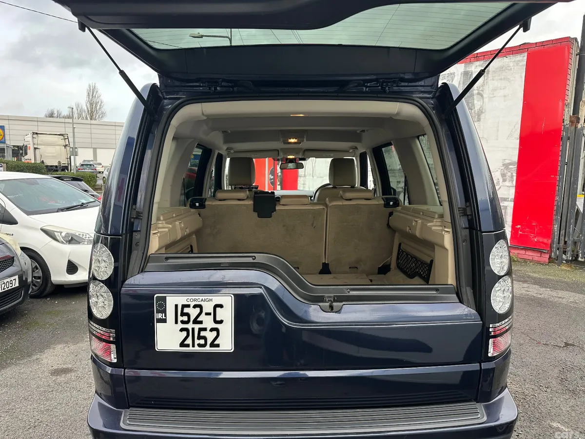 Land Rover Discovery SUV, Diesel, 2015, Blue