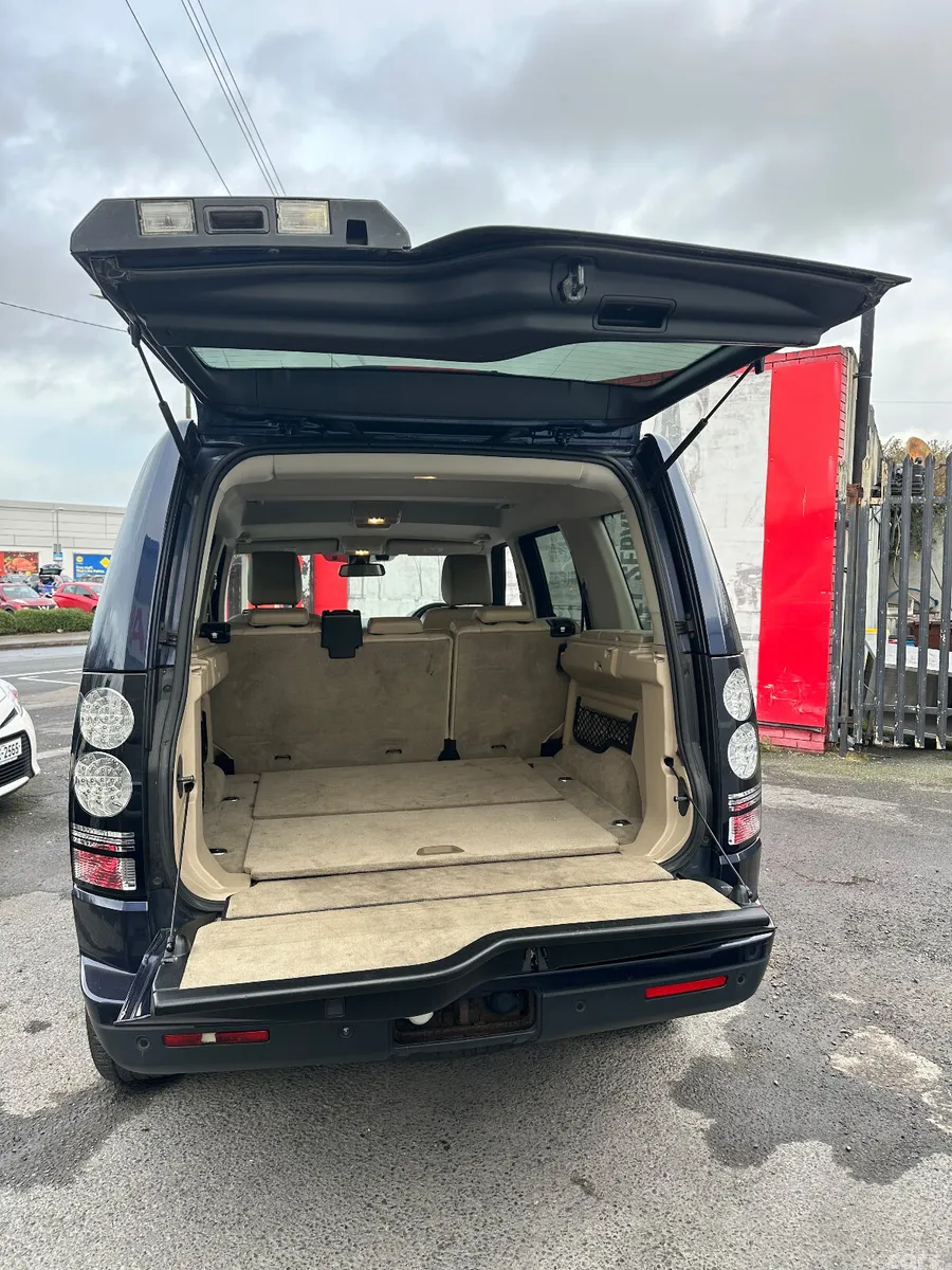 Land Rover Discovery SUV, Diesel, 2015, Blue