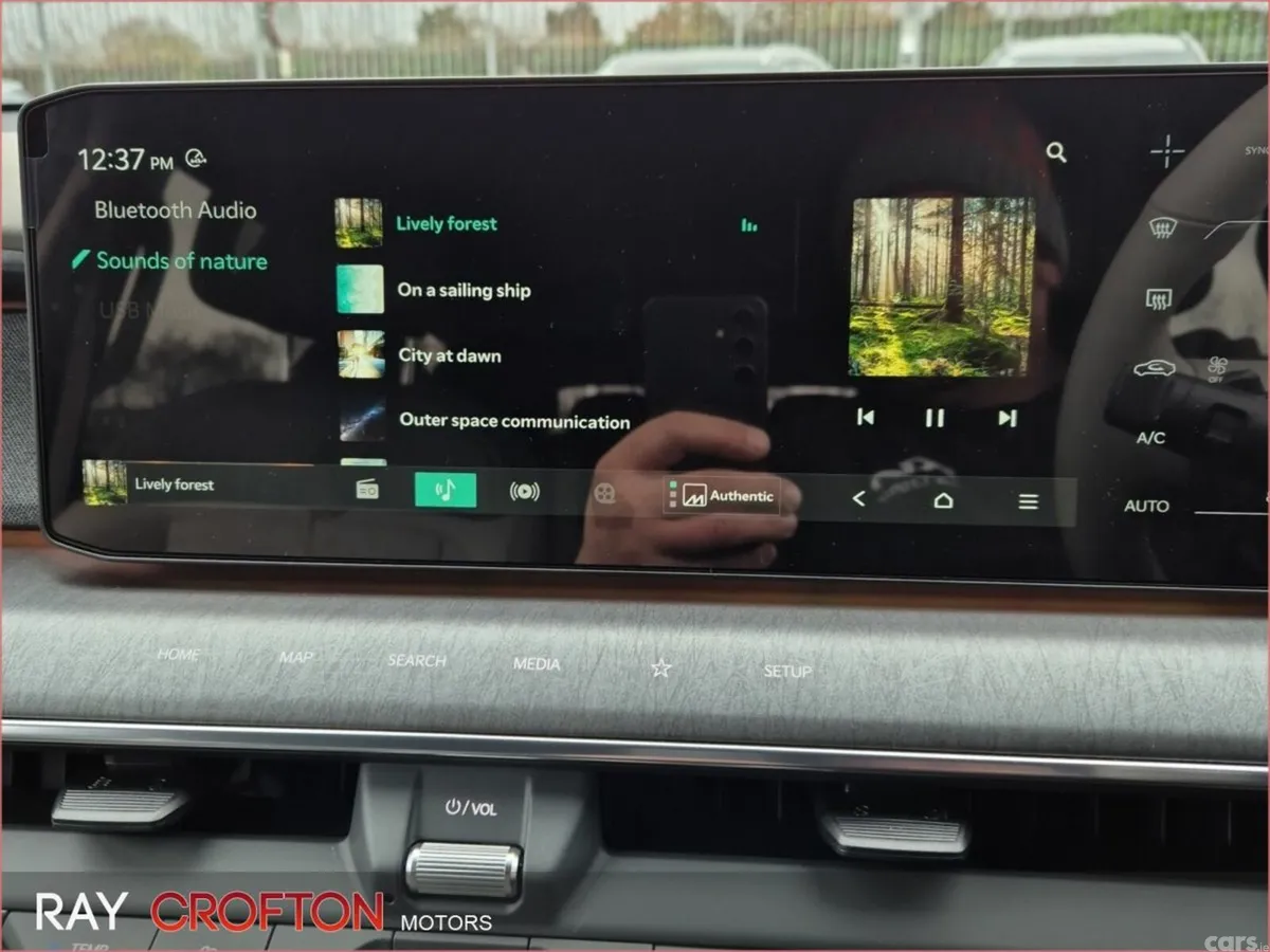 Kia EV9 SUV, Electric, 2026, Silver