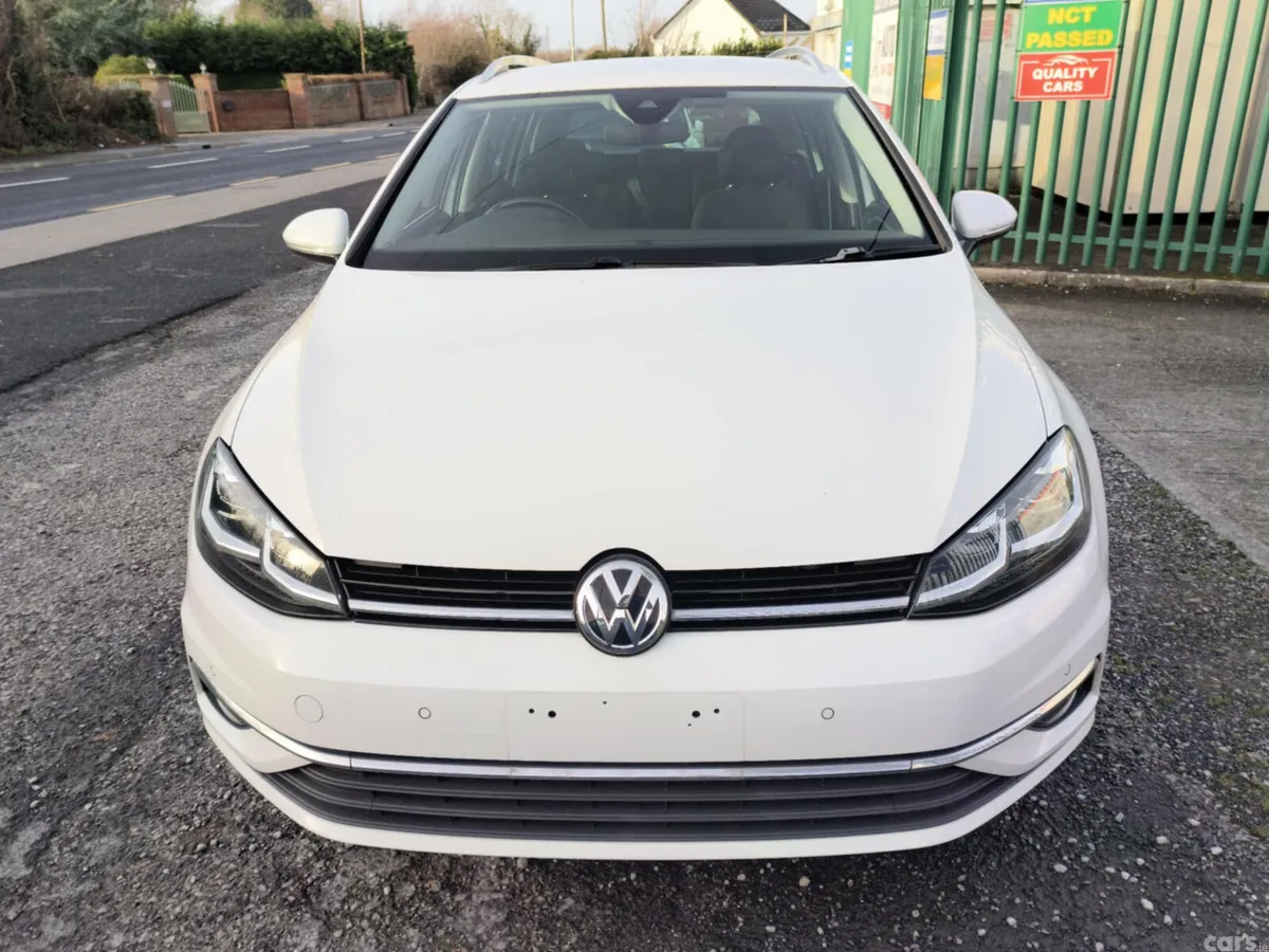 Volkswagen Golf Estate, Petrol, 2019, White