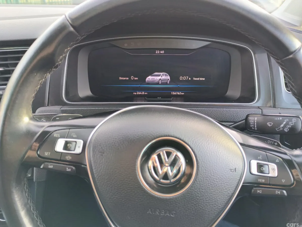 Volkswagen Golf Estate, Petrol, 2019, White