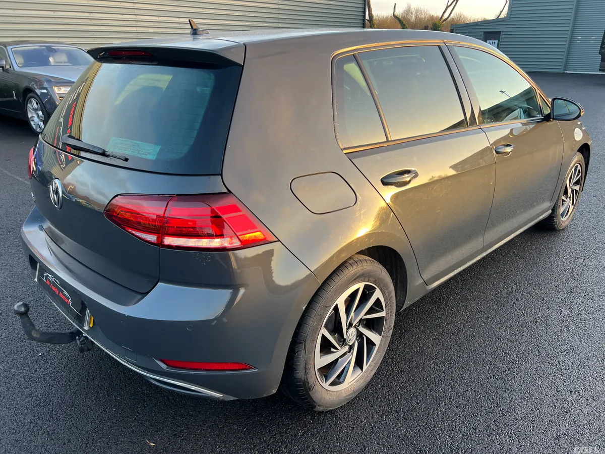 Volkswagen Golf Hatchback, Diesel, 2019, Grey