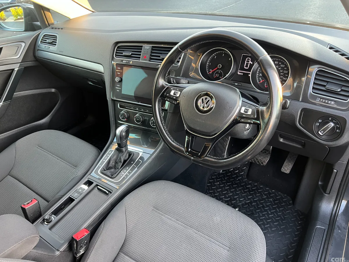 Volkswagen Golf Hatchback, Diesel, 2019, Grey