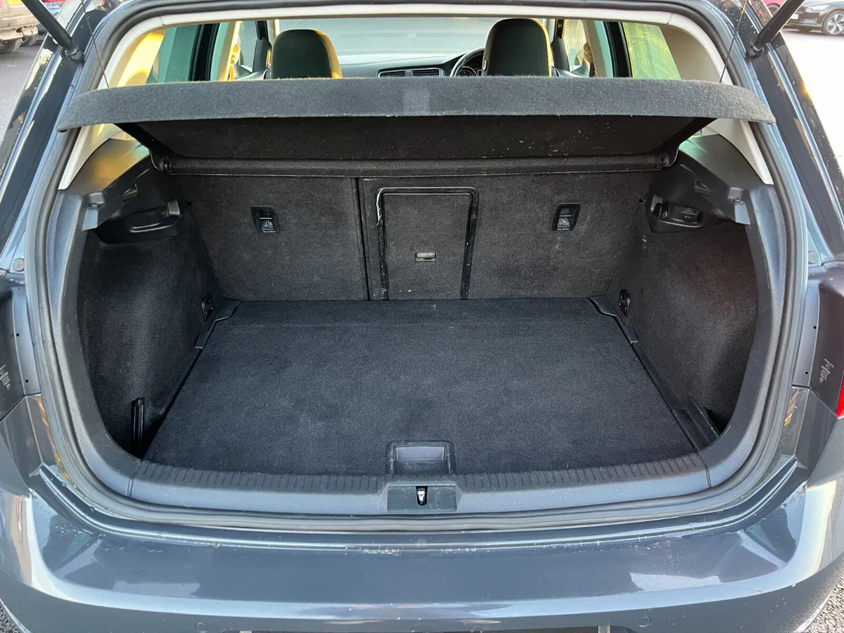 Volkswagen Golf Hatchback, Diesel, 2019, Grey