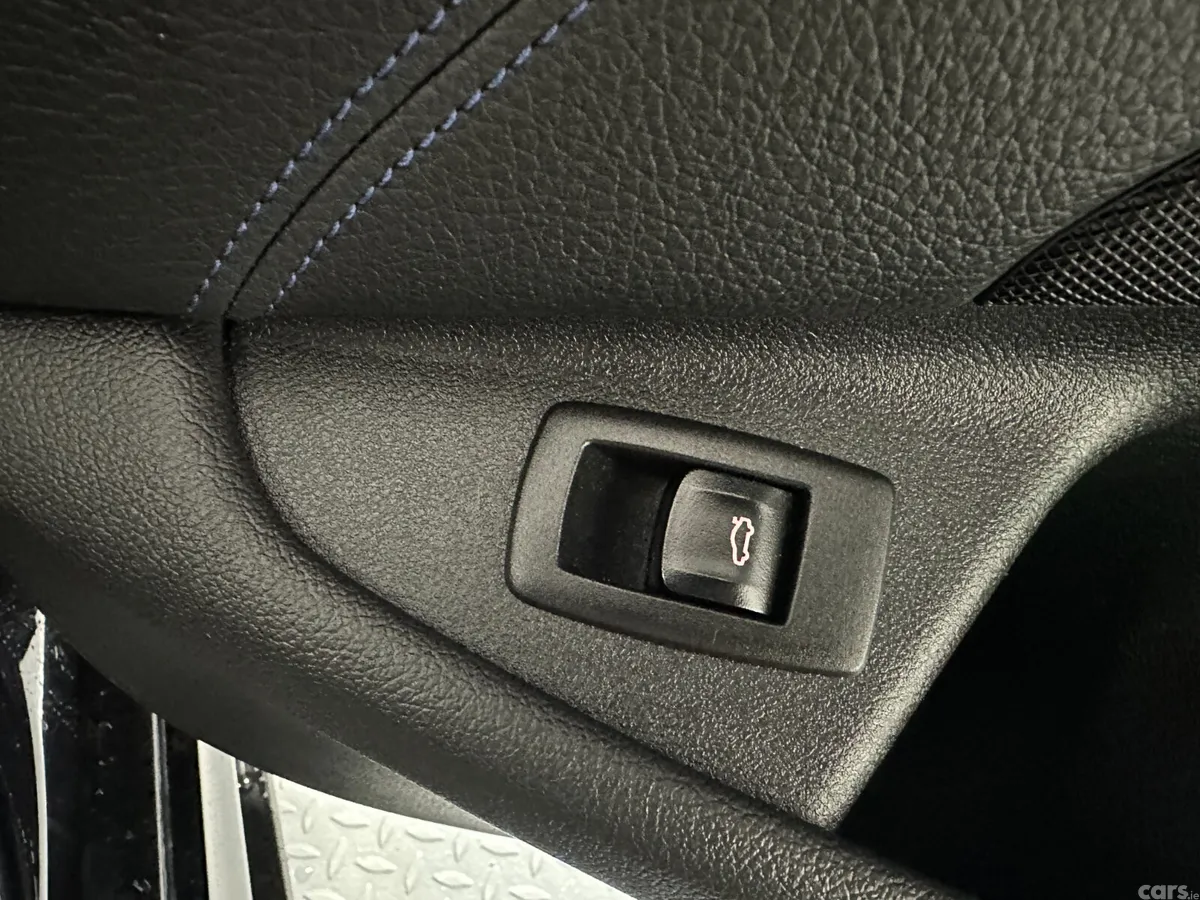 BMW 5-Series Estate, Diesel, 2021, Black