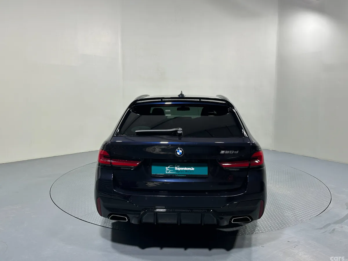 BMW 5-Series Estate, Diesel, 2021, Black