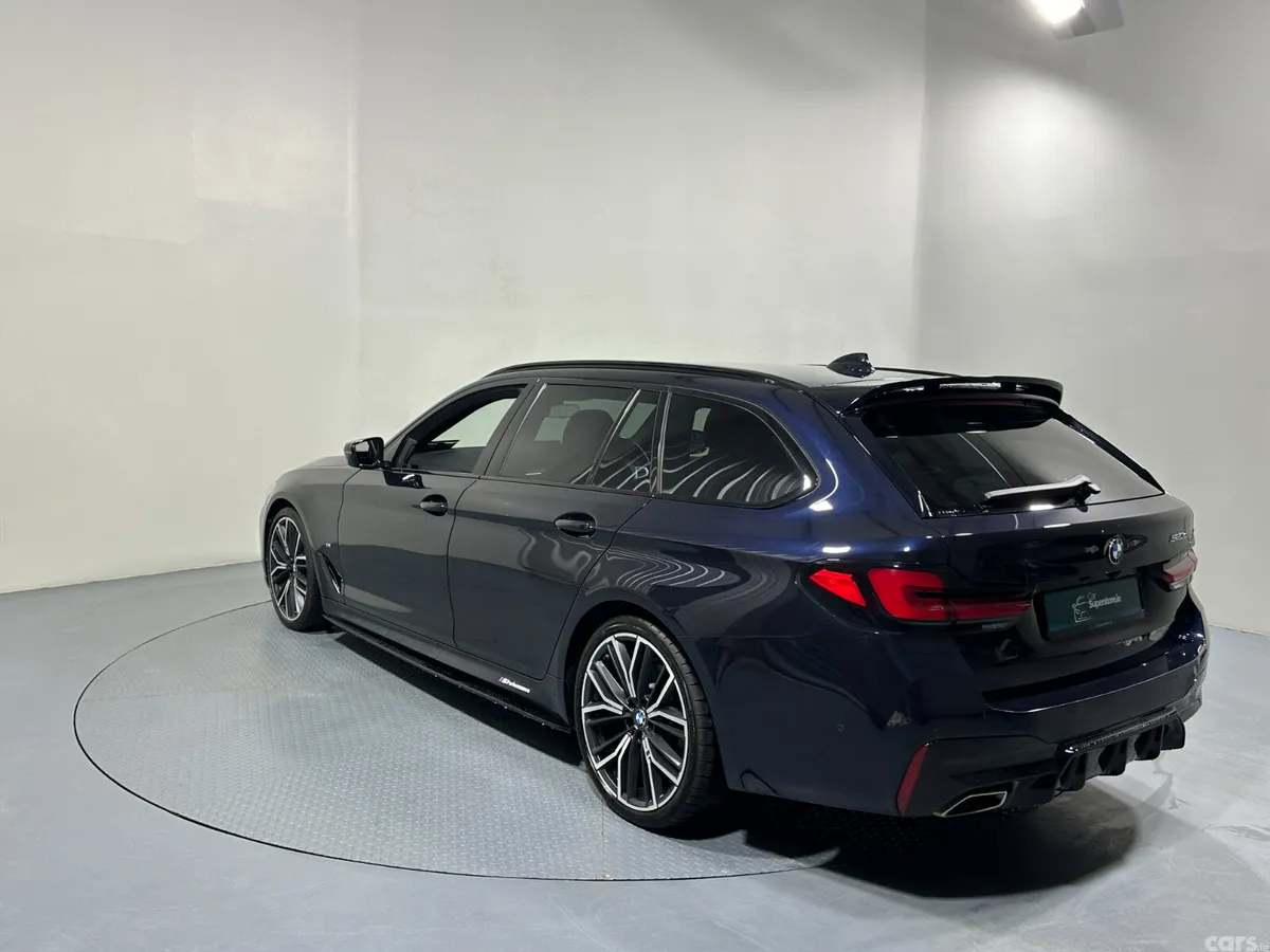 BMW 5-Series Estate, Diesel, 2021, Black