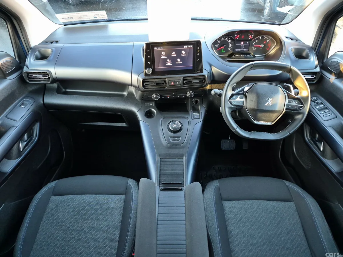 Peugeot Rifter MPV, Diesel, 2022, Blue