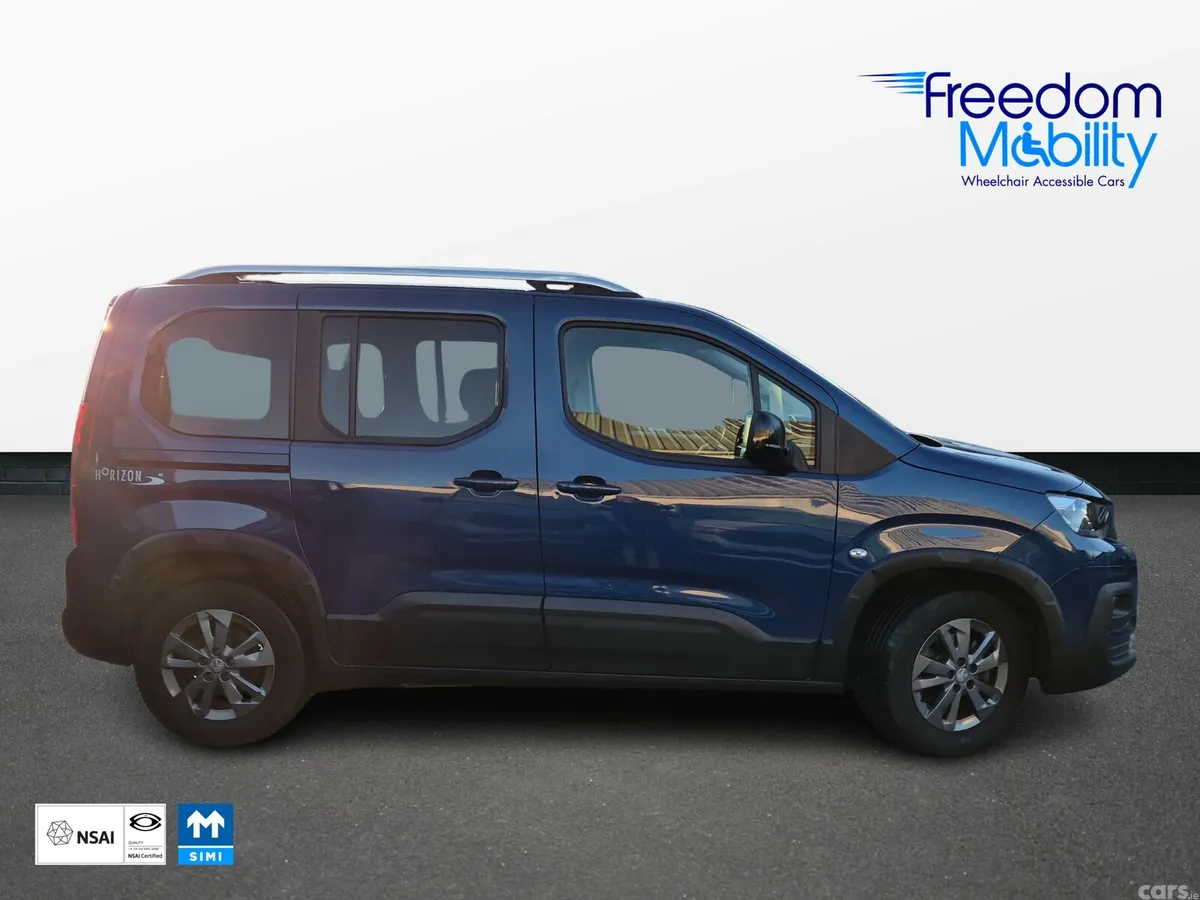 Peugeot Rifter MPV, Diesel, 2022, Blue