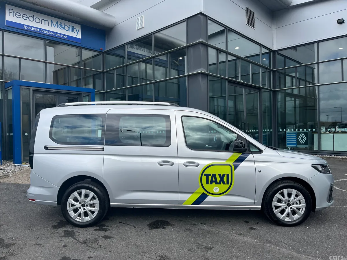 Ford Tourneo Connect MPV, Diesel, 2026, Silver