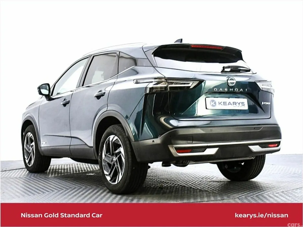 Nissan Qashqai SUV, Petrol Hybrid, 2027, Green