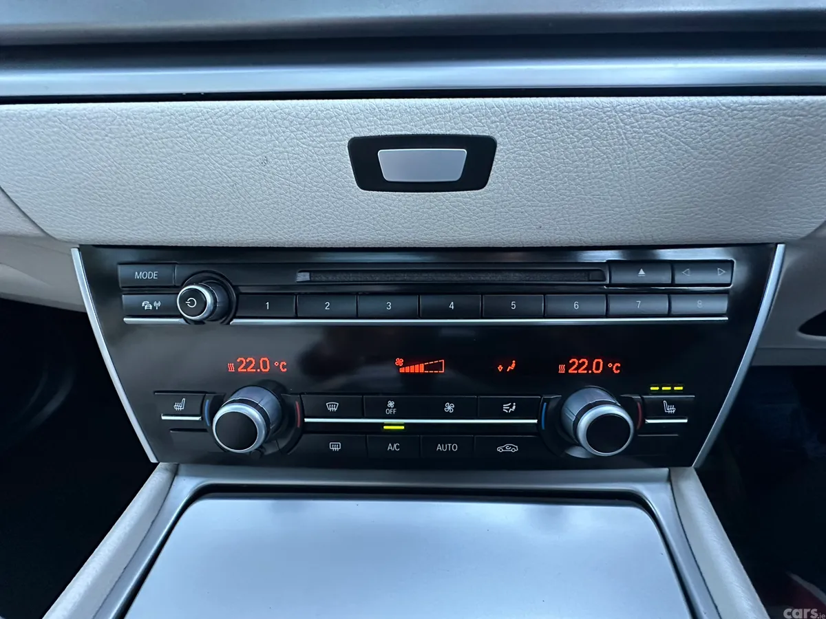 BMW 5-Series Saloon, Diesel, 2014, Blue