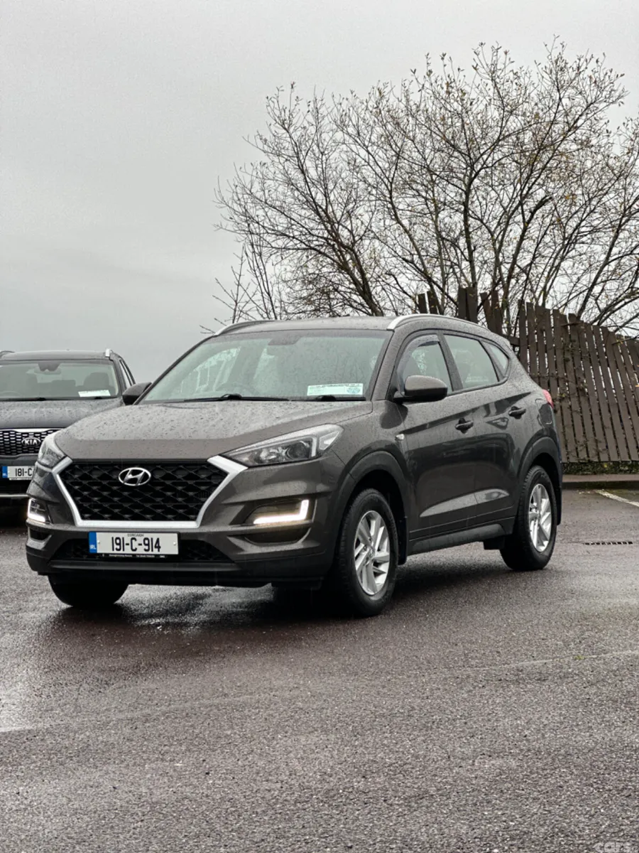 Hyundai Tucson SUV, Diesel, 2019, Brown