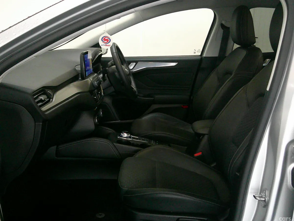 Ford Focus Hatchback, Diesel, 2021, Silver