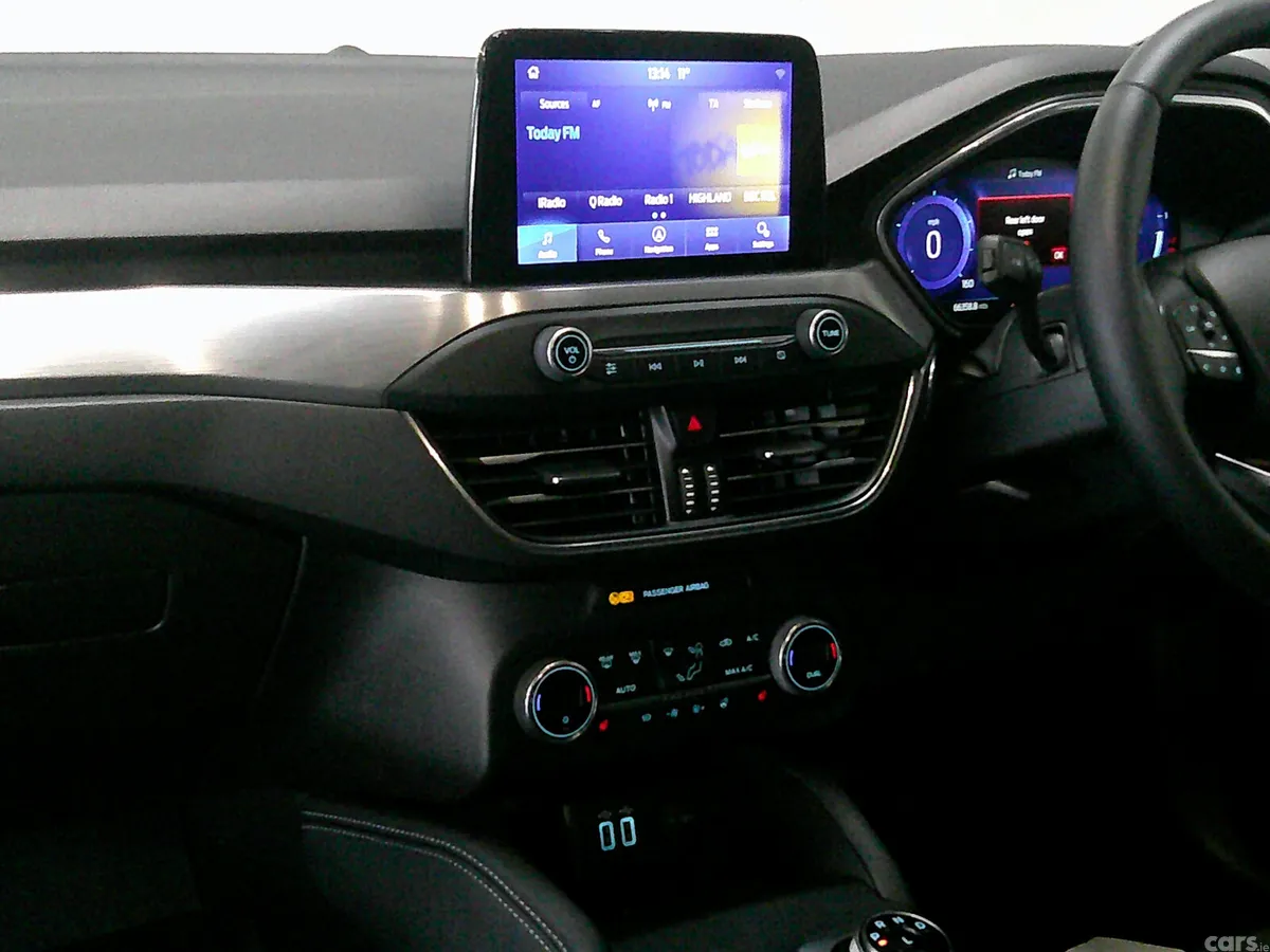 Ford Focus Hatchback, Diesel, 2021, Silver