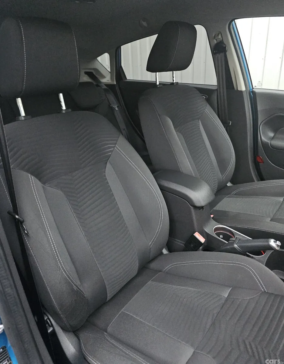 Ford Fiesta Hatchback, Petrol, 2015, Blue