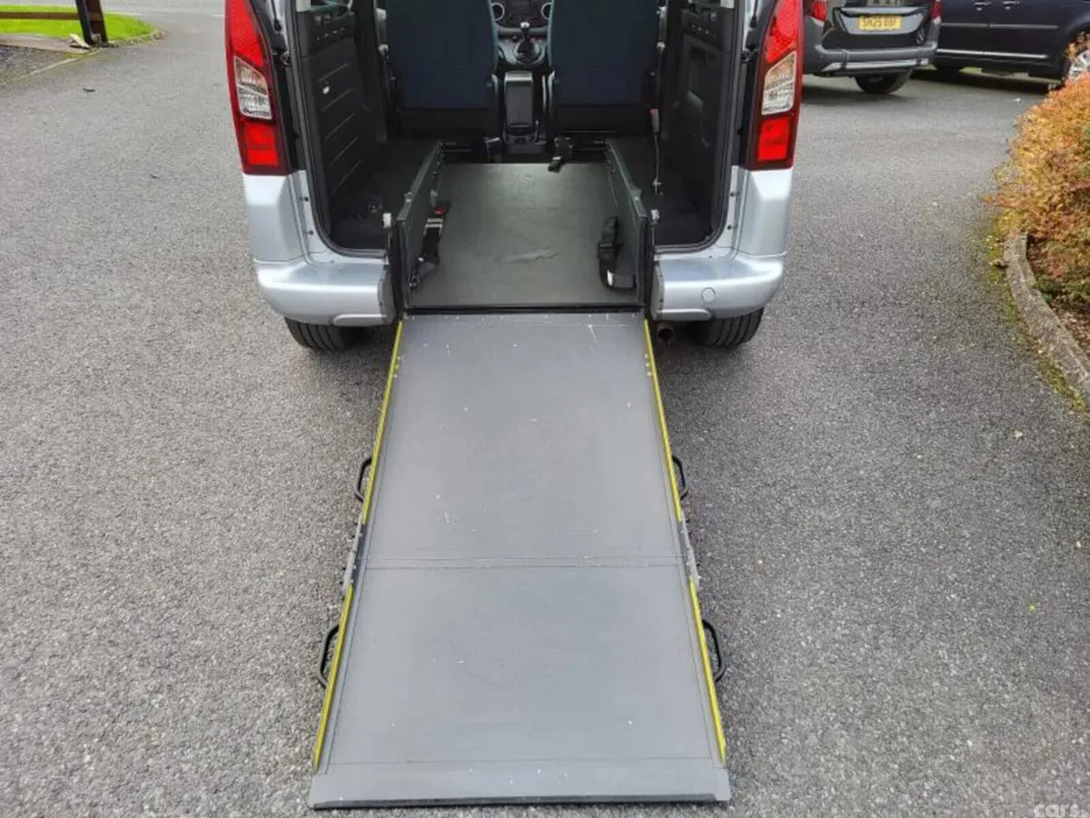 Citroen Berlingo Multispace MPV, Diesel, 2019, Silver