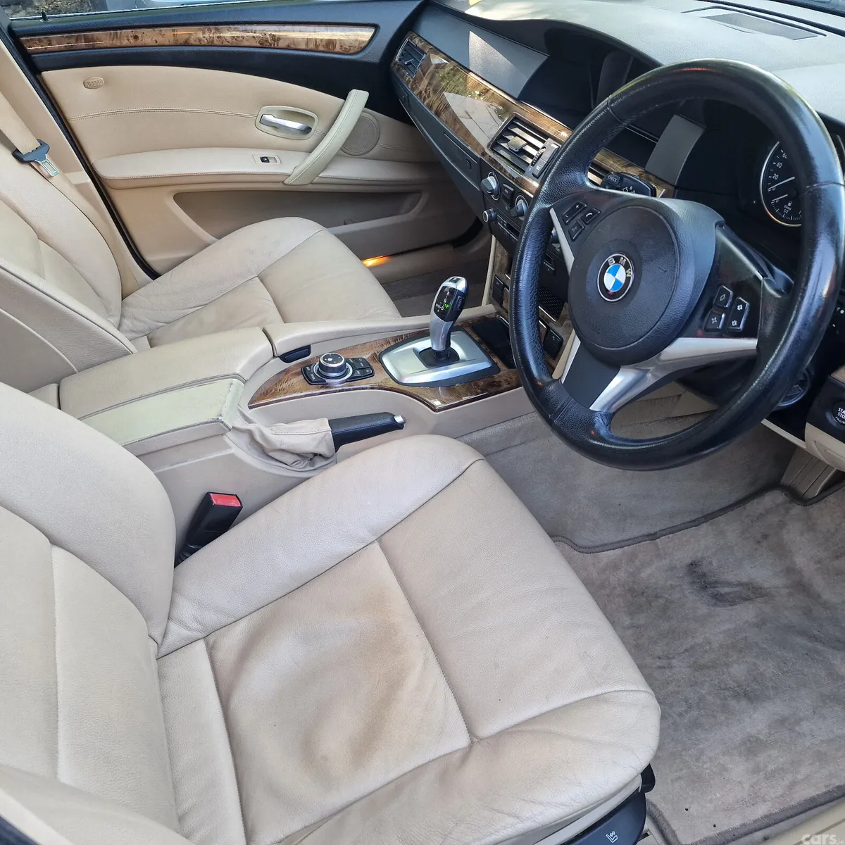 BMW 5-Series Saloon, Diesel, 2010, Grey